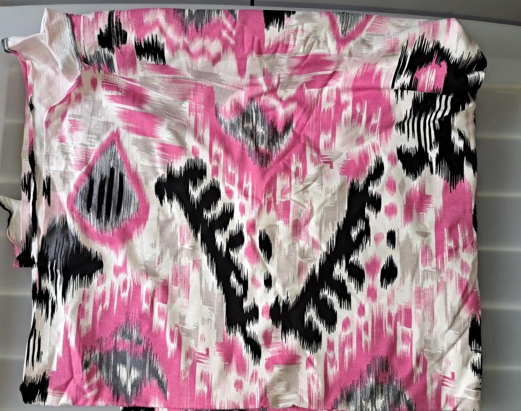 Mooie lap tricot stof met print - 150 x 160cm - nieuw, Overige materialen, Verzenden, 120 cm of meer, Nieuw