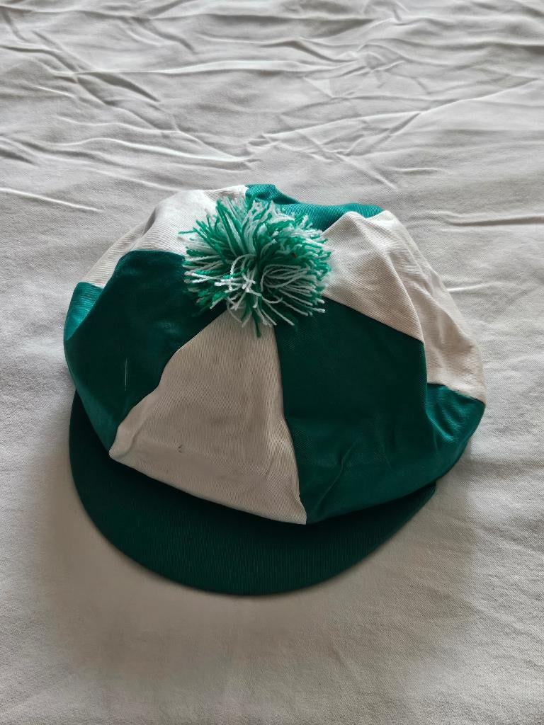 Carnavals pet, Carnaval, Overige maten, Ophalen of Verzenden, Kleding