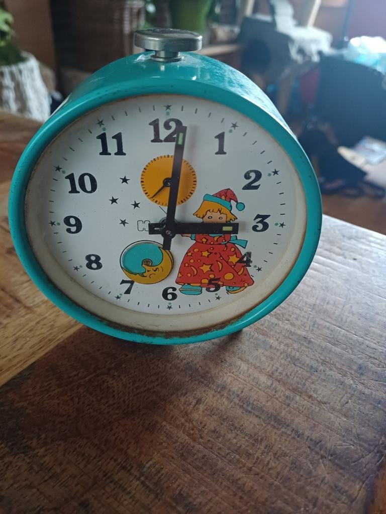 Oude retro wekker Hema, Witgoed en Apparatuur, Wekkers, Ophalen of Verzenden, Gebruikt, Analoog