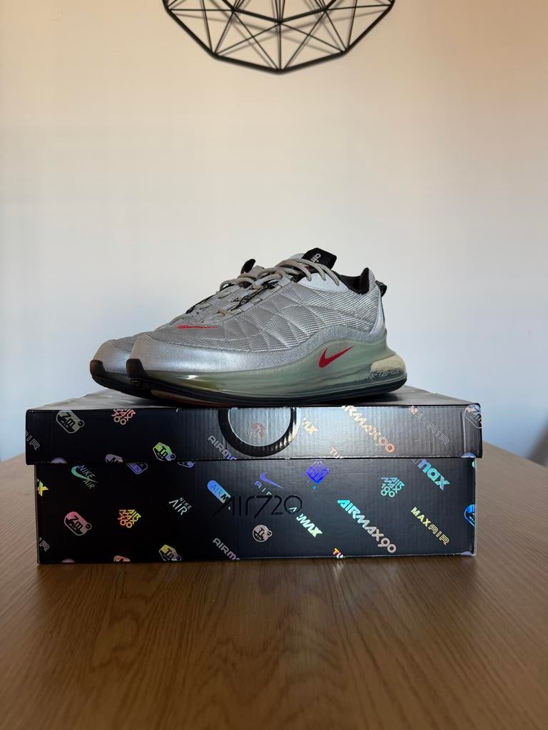 Nike Air MX-720-818 Maat 43, Ophalen of Verzenden, Zo goed als nieuw, Overige kleuren, Sneakers of Gympen