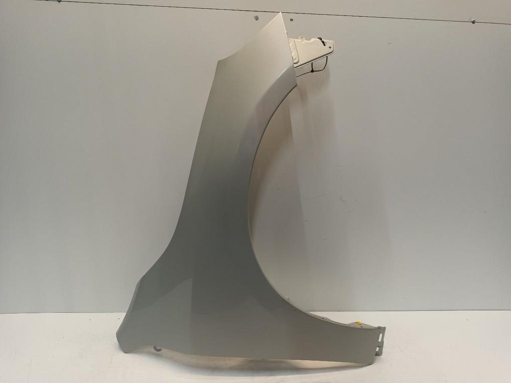 Voorscherm rechts Volvo V60, Onderdelen@venauto.nl, Van der Ven Autorecycling B.V., Gebruikt, Ettenseweg 76, 4706 PB Roosendaal, The Netherlands