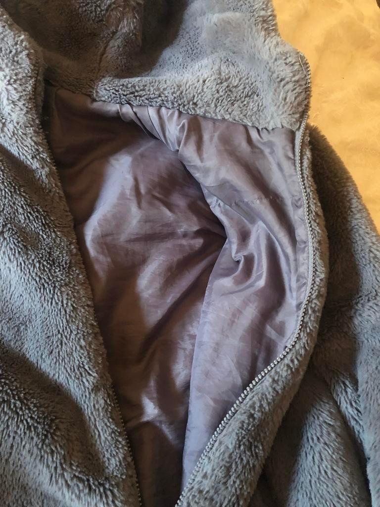 2 Teddy jassen - Maat S, Ophalen of Verzenden, Zo goed als nieuw