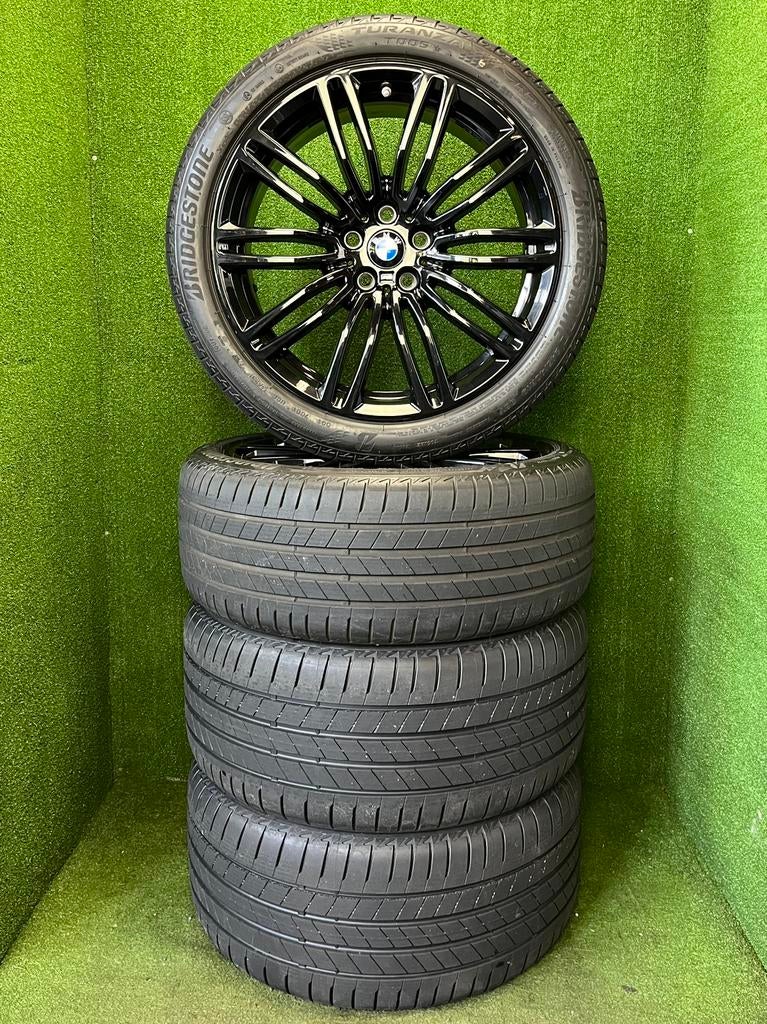 Originele 19 inch BMW 664M velgen met banden 5-serie g30 g31, 19 inch, Gebruikt, 275 mm, Banden en Velgen