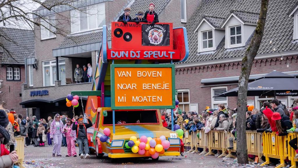 Te koop carnavalswagen, Ophalen, Gebruikt, Carnaval