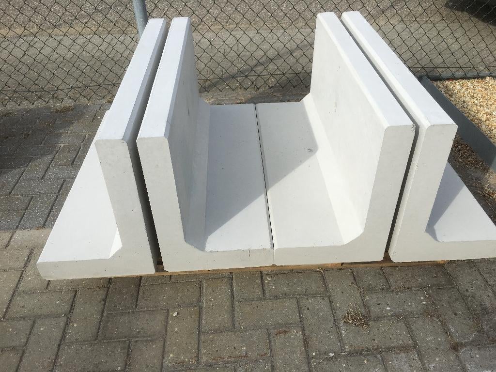 betonwand keerwand L-wand afscheiding hoogteverschil wand, Ophalen, Nieuw