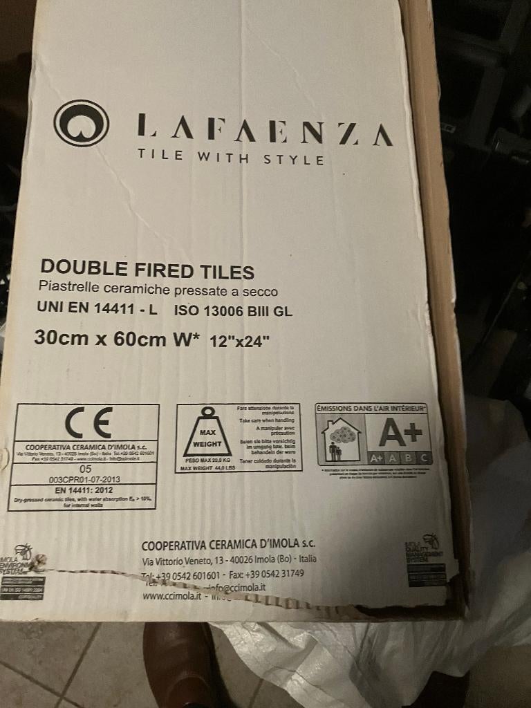 Gezocht wandtegels La Faenza Tile With Style, Doe-het-zelf en Verbouw, Tegels, Ophalen, 40 tot 60 cm, Nieuw, Minder dan 5 m²