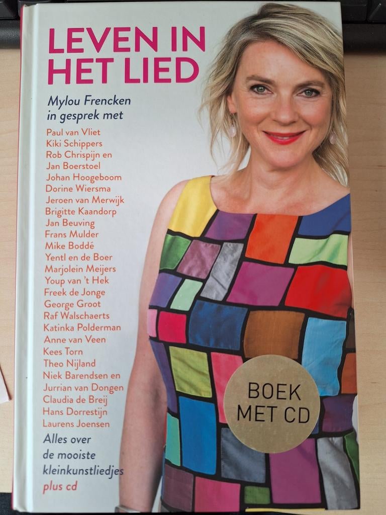 Mylou Frencken - Leven in het lied, Boeken, Mylou Frencken, Ophalen of Verzenden, Zo goed als nieuw, Mode algemeen