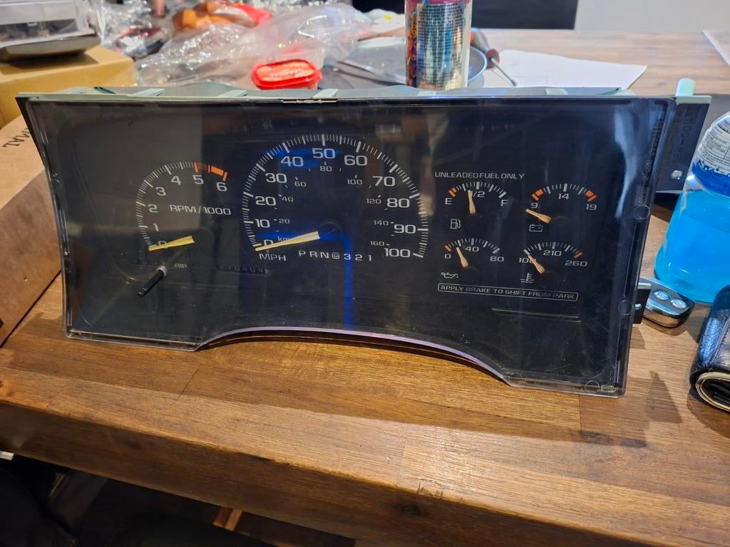 Chevrolet GMC Tahoe suburban 1500 Tellerklok 270404 LM KM, Ophalen of Verzenden, Gebruikt, Chevrolet