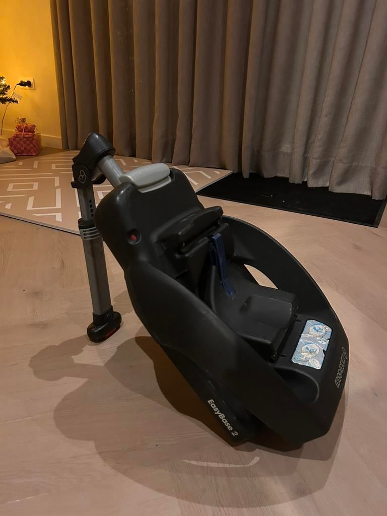 Maxi Cosi Easy Base 2, Kinderen en Baby's, Autostoeltjes, Gebruikt, Maxi-Cosi, 0 t/m 13 kg, Autogordel, Ophalen