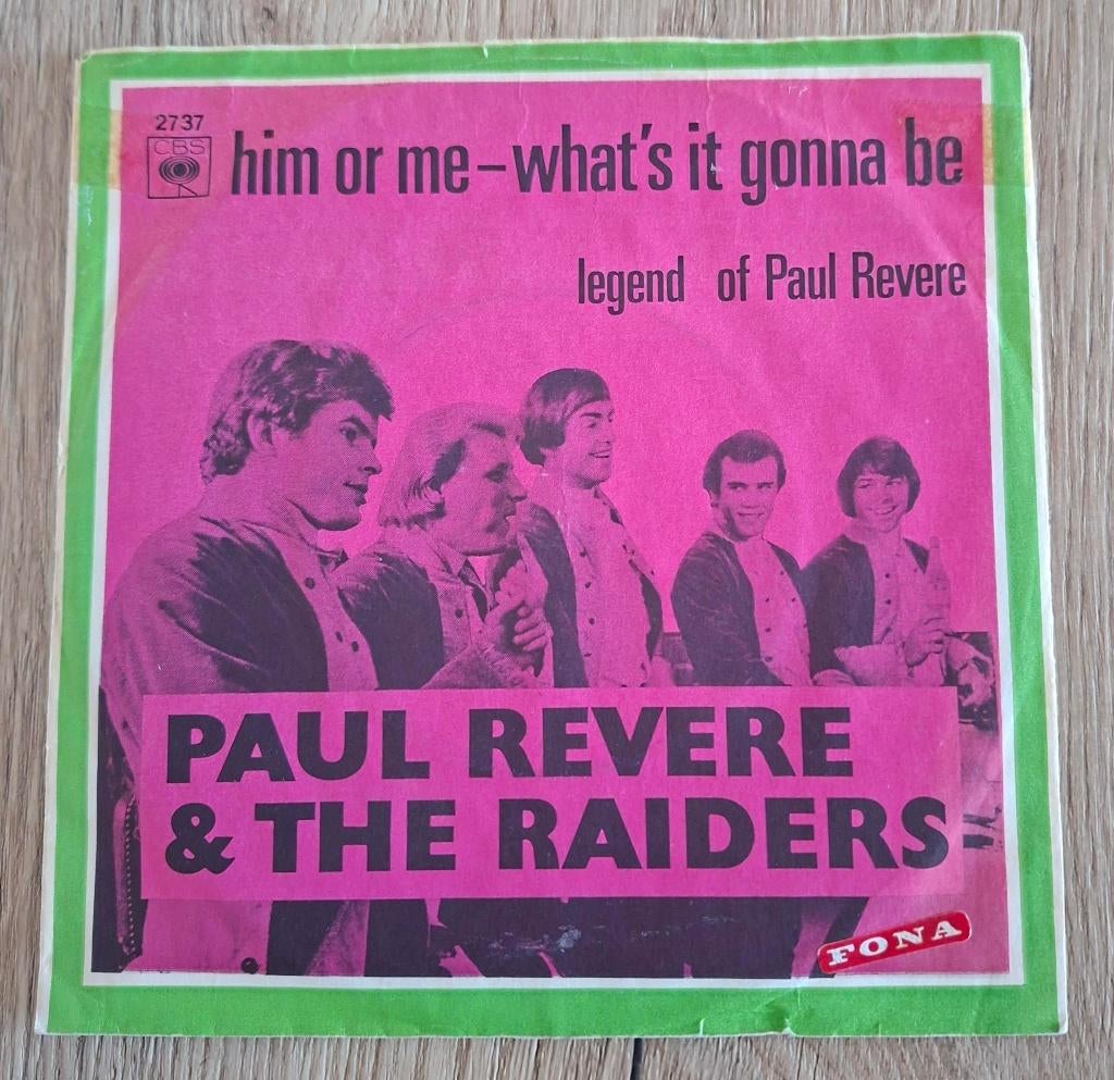 Paul Revere & the Raiders single Scandinavië Him Or Me, Gebruikt, 7 inch, Single, Ophalen of Verzenden