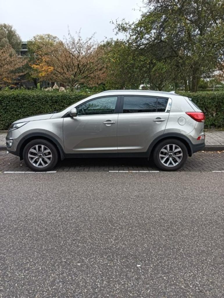 Kia Sportage 1.6 GDI 2WD 2014 Grijs, Auto's, Voorwielaandrijving, 15 km/l, 1280 kg, 4 cilinders