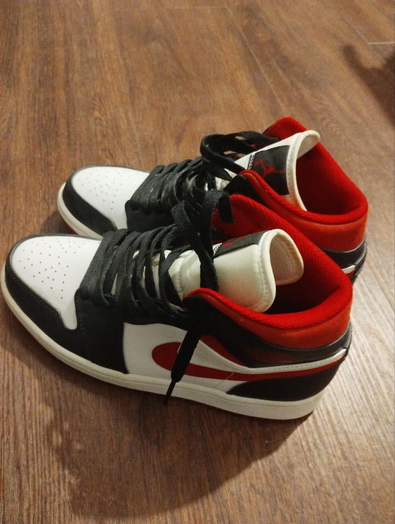Nike Air Jordan 1, Schoentjes, Jongetje of Meisje, Ophalen of Verzenden, Zo goed als nieuw