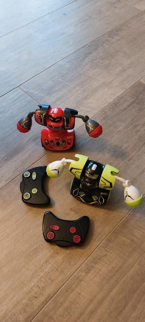 2x Robo Kombat Robots met Afstandsbediening, Ophalen of Verzenden, Gebruikt
