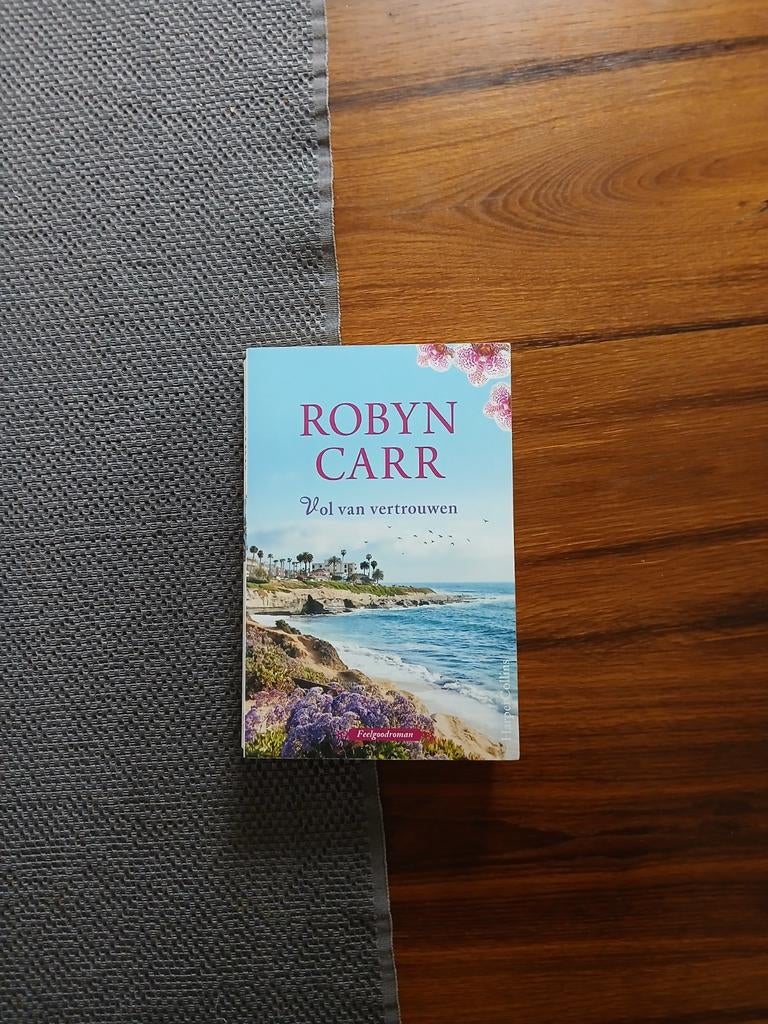 Robyn Carr - Vol van vertrouwen, Boeken, Literatuur, Ophalen of Verzenden