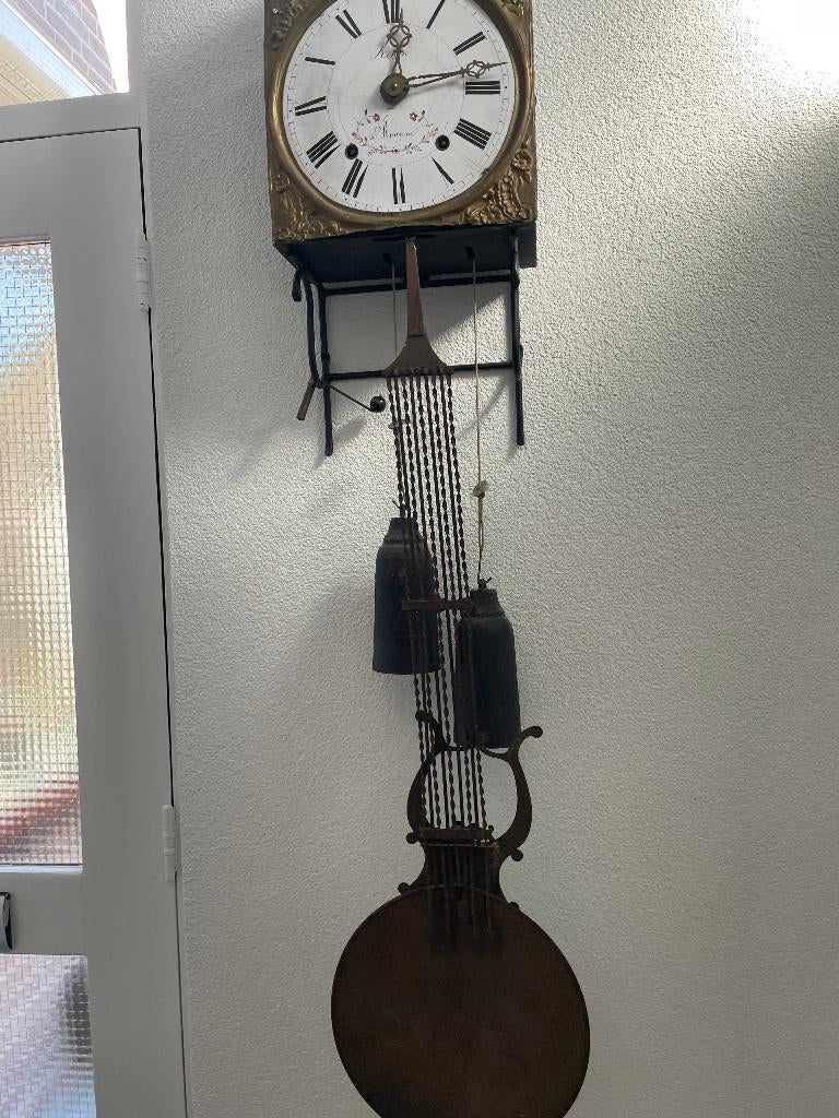 COMTOISE KLOK, Ophalen of Verzenden