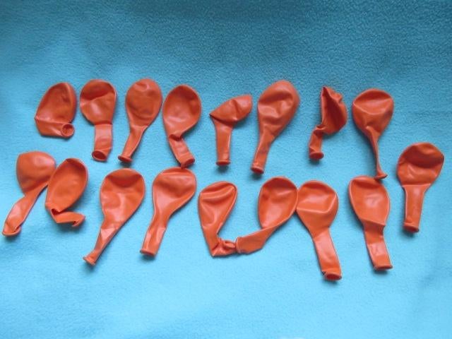 1 EURO OF GRATIS 17 nieuwe oranje ballonnen, Hobby en Vrije tijd, Feestartikelen, Nieuw, Versiering, Oranje of Koningsdag, Ophalen