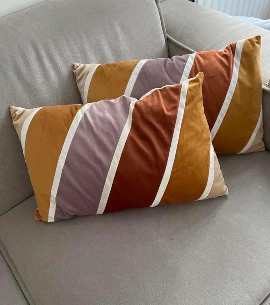 Set van 2 gestreepte sierkussens, diverse kleuren, Ophalen of Verzenden, Zo goed als nieuw, Bruin, Rechthoekig