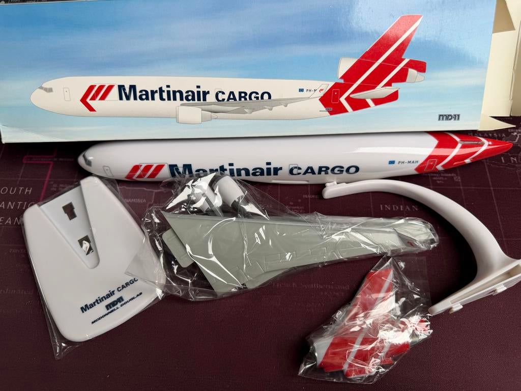 Martinair Cargo MD-11 Vliegtuigmodel - Nieuw in doos, Overige merken, Nieuw, Ophalen of Verzenden, Groter dan 1:72