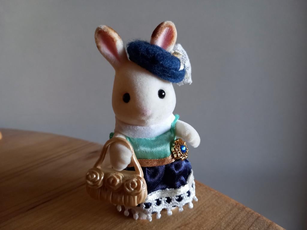 Sylvanian families dame/konijn/Town serie compleet, Ophalen of Verzenden, Gebruikt