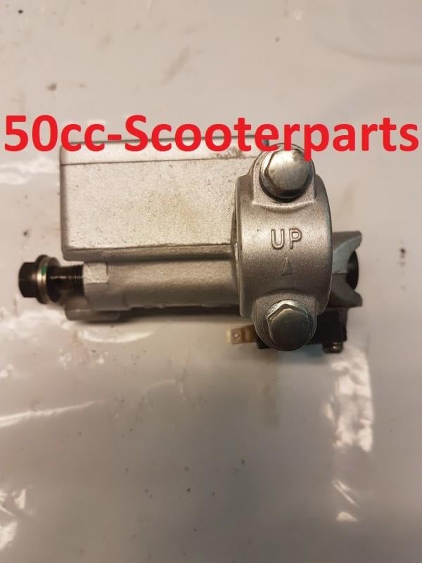 Remreservoir Kymco Super 8 45500-LDC8-E10 Gebruikt, Motoren, Tuning en Styling, Ophalen of Verzenden