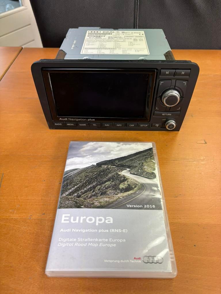 Audi A3 navigatie systeem 8P0035193, Auto diversen, Ophalen, Gebruikt