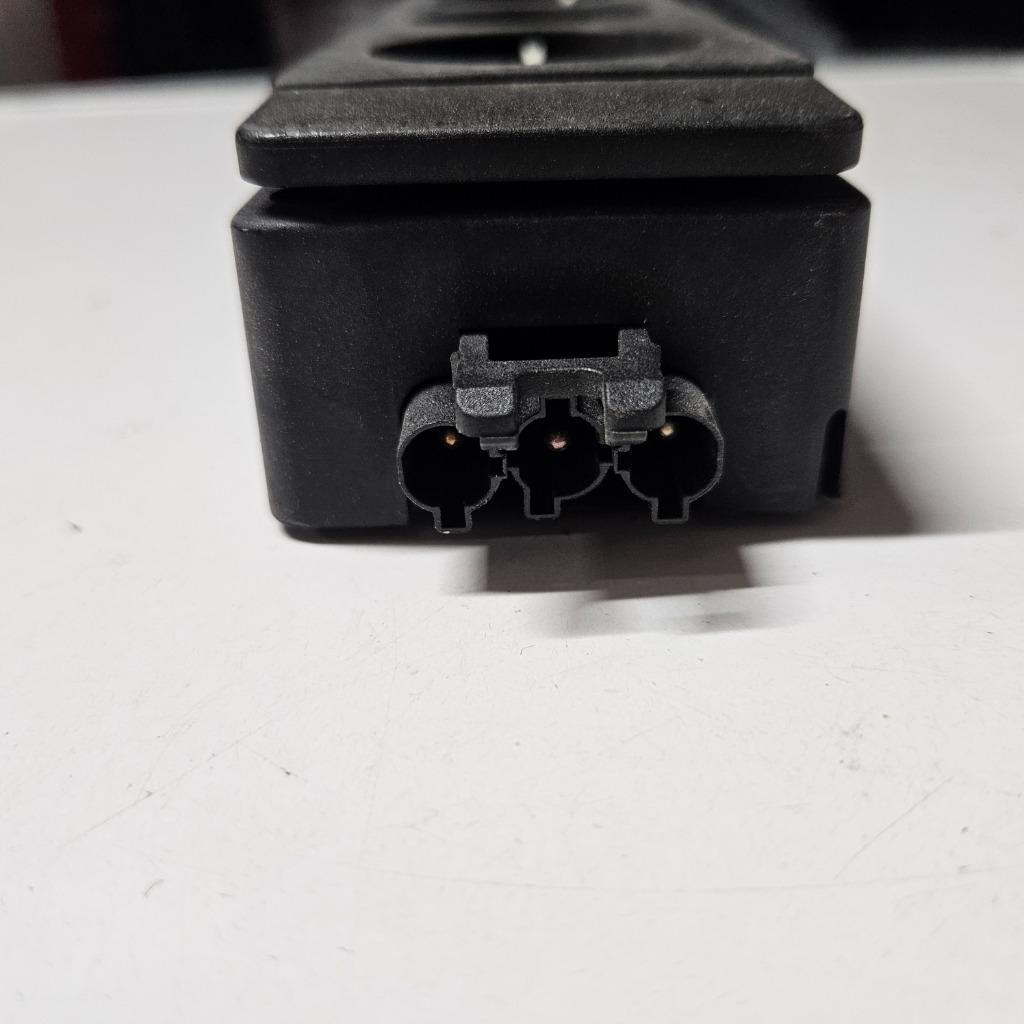 Schulte 3-voudige stekkerdoos type 901 bureau blok, Ophalen of Verzenden, Gebruikt