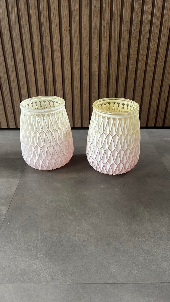 Set van 2 glazen windlichten – pastel / iriserend, ., Ophalen of Verzenden, Zo goed als nieuw, .