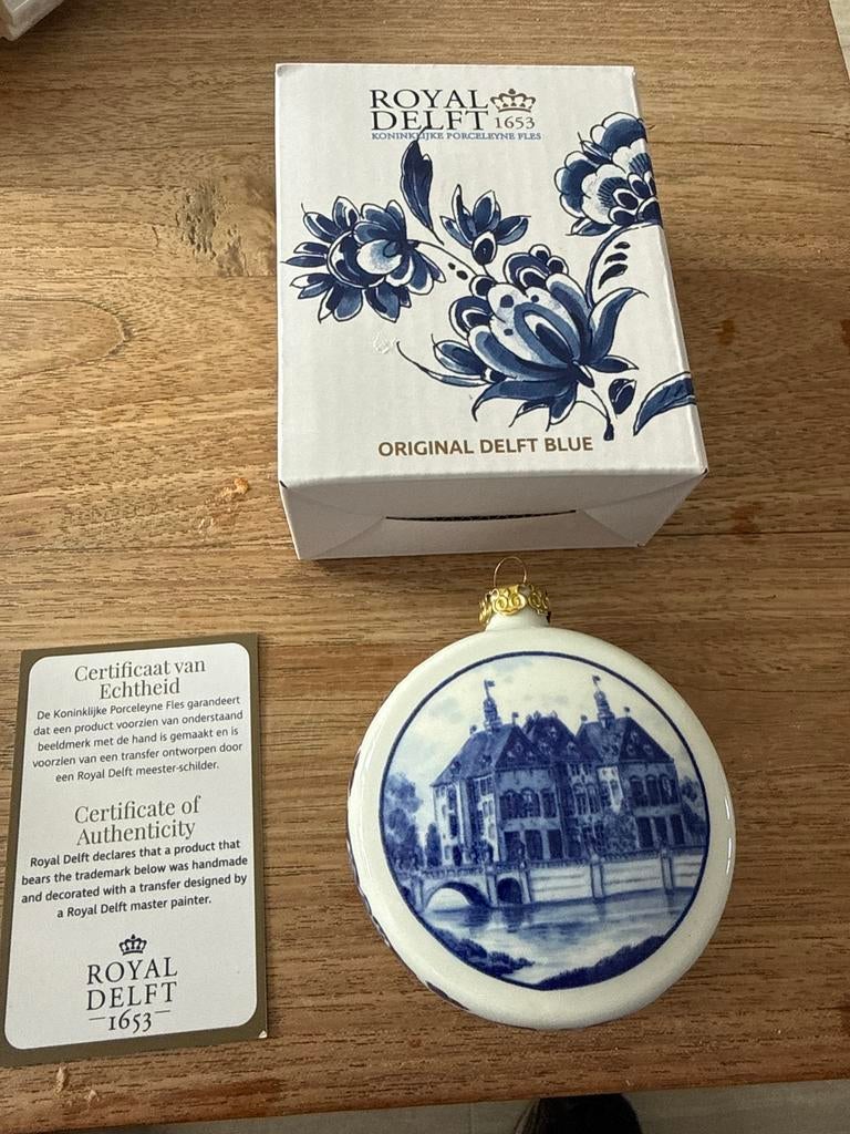 Royal Delft Kerstbal met Kasteelprint, Antiek en Kunst, Antiek | Porselein, Ophalen of Verzenden