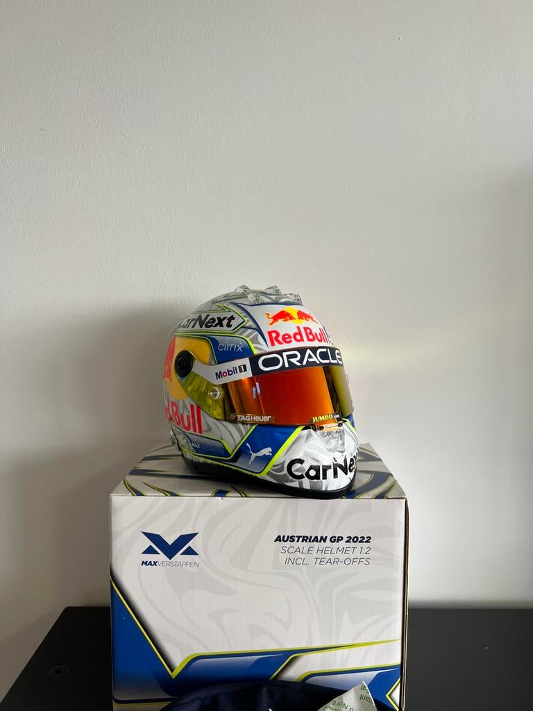 Max Verstappen 2022 oostenrijk grand prix helm 1:2, Ophalen of Verzenden, Zo goed als nieuw, Formule 1