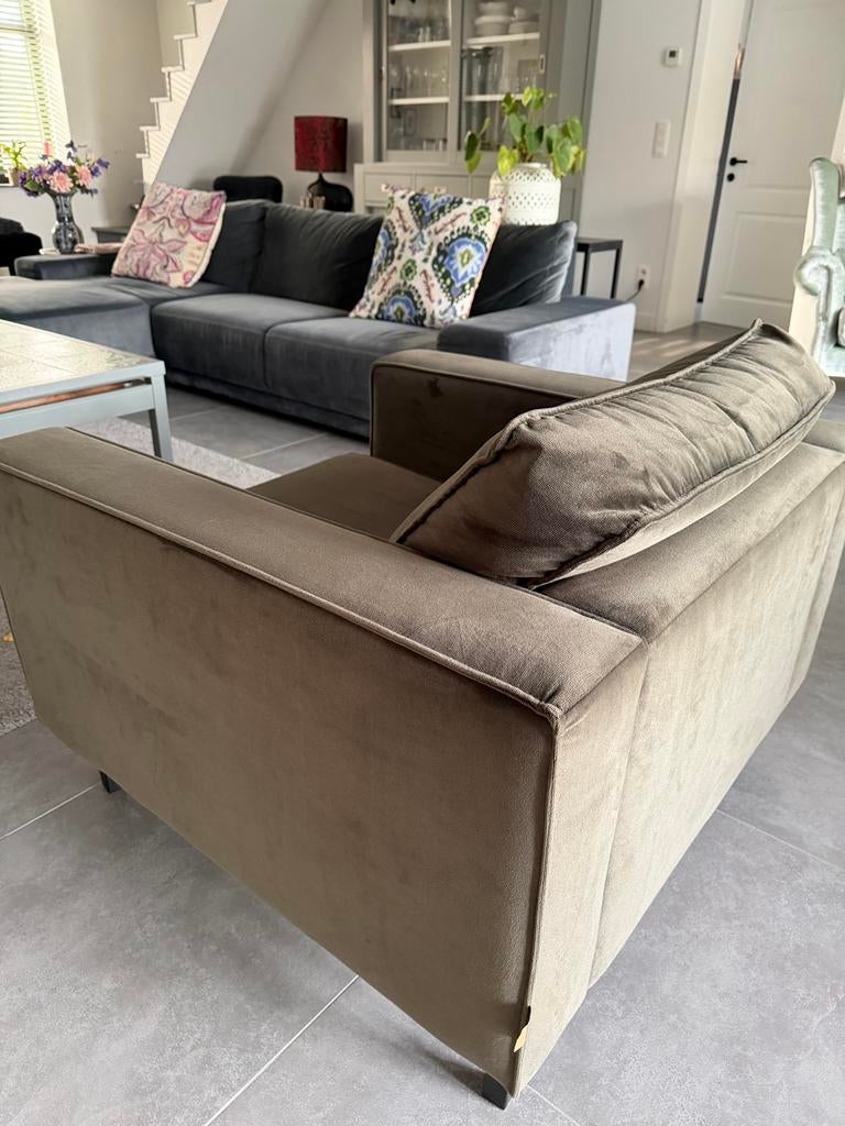 Groene velvet fauteuil van WOOOD, Huis en Inrichting, Eenpersoons, 75 tot 100 cm, Ophalen of Verzenden, Zo goed als nieuw