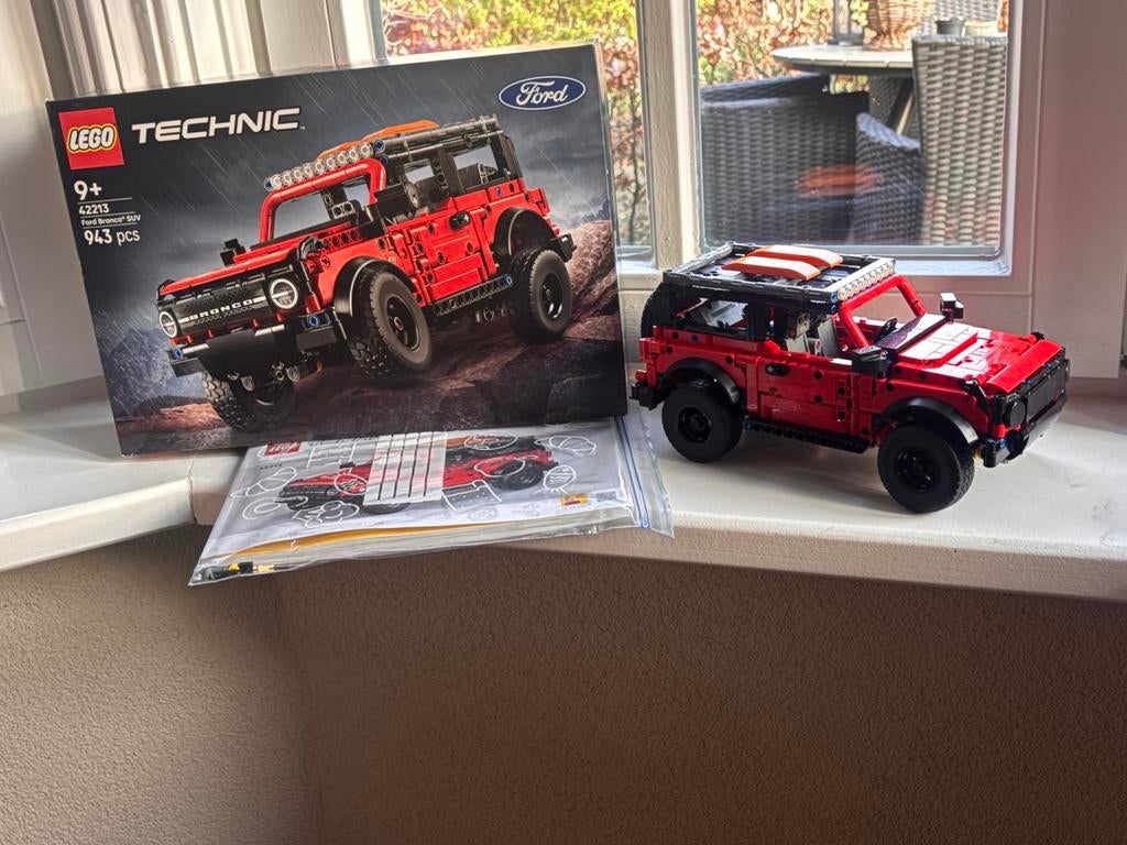 Lego Technic 42213 Ford Bronco, Kinderen en Baby's, Ophalen of Verzenden, Zo goed als nieuw