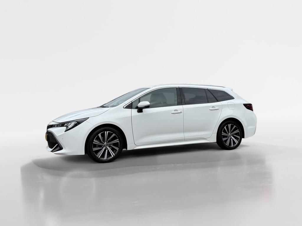 Toyota Corolla Touring Sports 1.8 Hybrid Business Plus Autom, 450 kg, Gebruikt, 4 cilinders, Wit