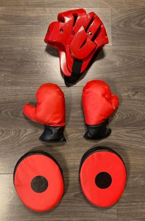 Box handschoen, Hoofdbeschermer en Stootkussens, Overige, Vechtsportbescherming, Zo goed als nieuw, Maat M