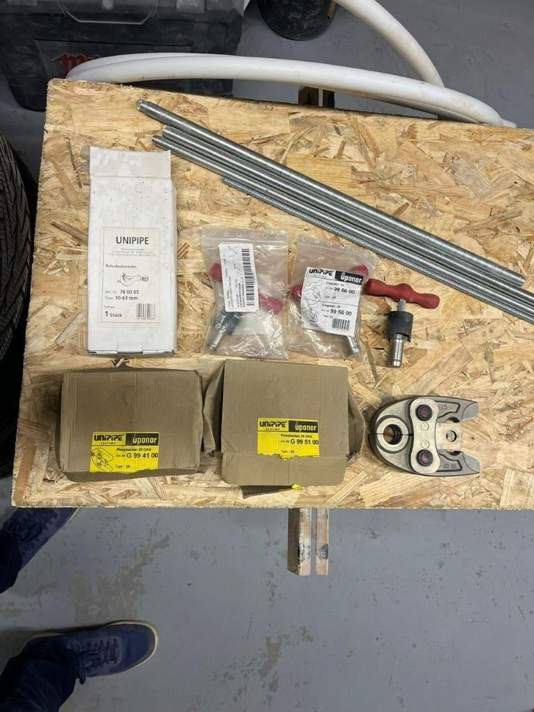 Uponor persbekken, Ophalen, Nieuw