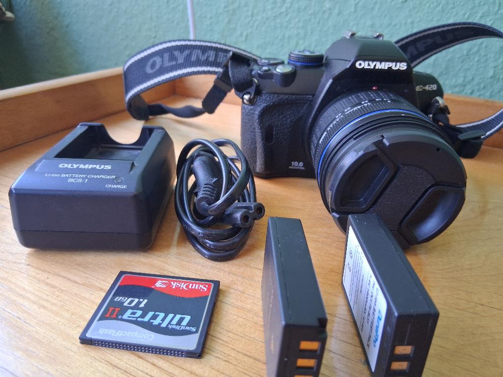 Olympus camera E-420 met lens 14-32mm, Gebruikt, Spiegelreflex, 10 Megapixel, Ophalen of Verzenden