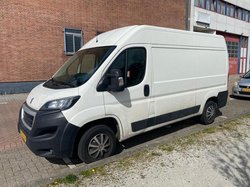 Peugeot Boxer GB 330 L2h2 Bluehdi 130PK 2018, Auto's, Bestelauto's, Achterwielaandrijving, 4 cilinders, Origineel Nederlands, 1900 kg