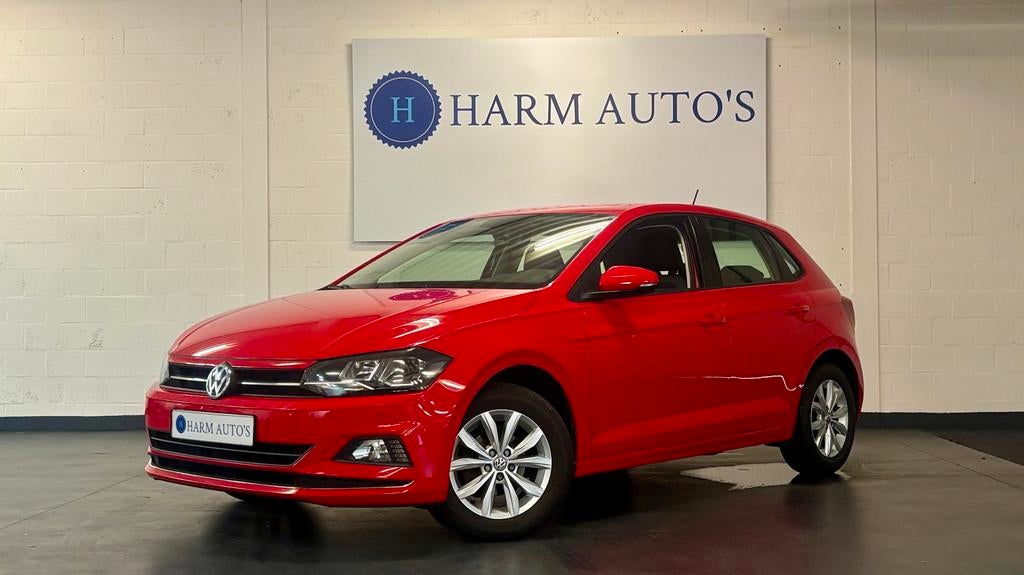Volkswagen Polo 1.0 TSI Highline Clima / PDC / Navi / Carpla, Voorwielaandrijving, Gebruikt, Zwart, Origineel Nederlands