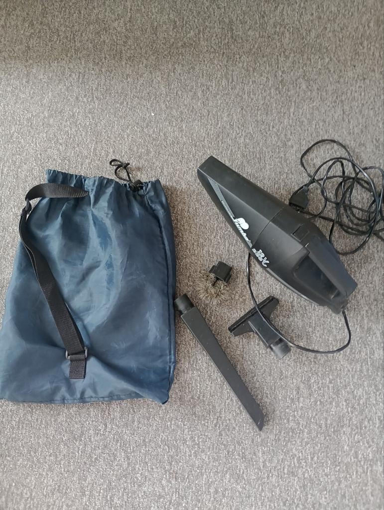 Auto/caravan stofzuiger  12V 220V met accessoires en tas, Ophalen, Gebruikt, Stofzuiger, Minder dan 1200 watt