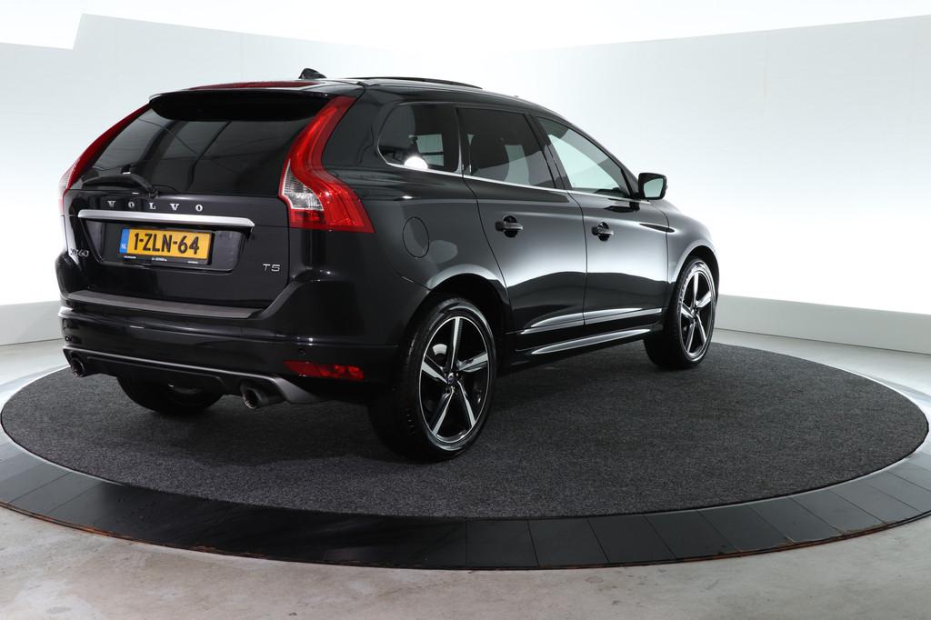 Volvo XC60 2.0 T5 FWD R-Design | SCHUIF-KANTEL | CAMERA | ST, 15 km/l, Gebruikt, Euro 6, 4 cilinders