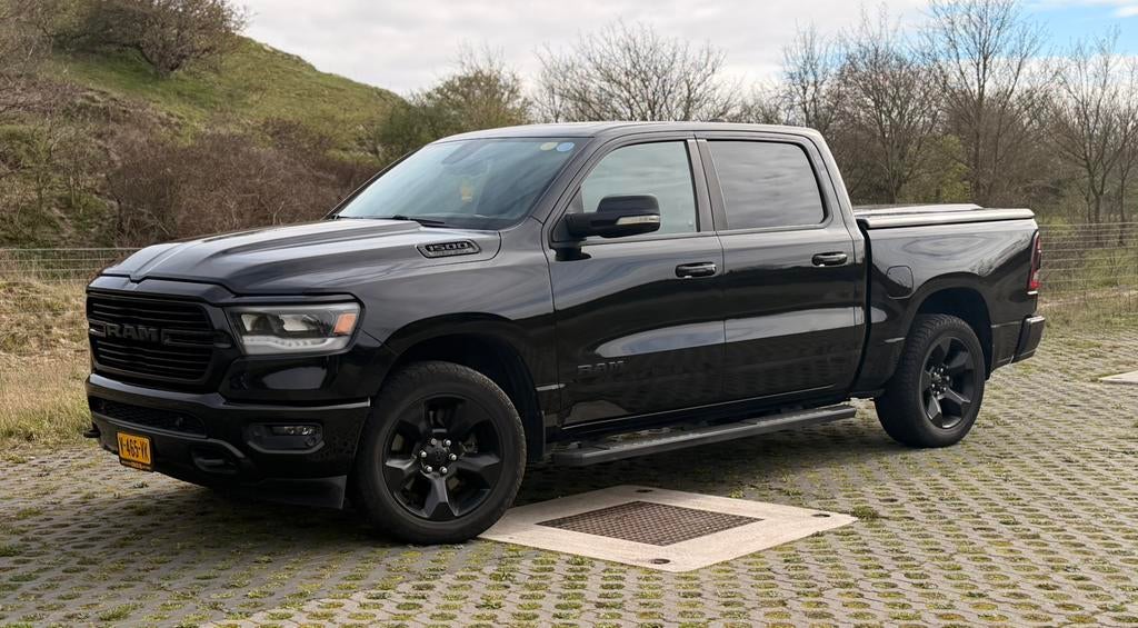 Dodge RAM 1500 BIG Horn 5.7L LPG 4x4  2019, Auto's, Dodge, Bedrijf, RAM 1500, 4x4, ABS, Achteruitrijcamera, Airbags, Airconditioning