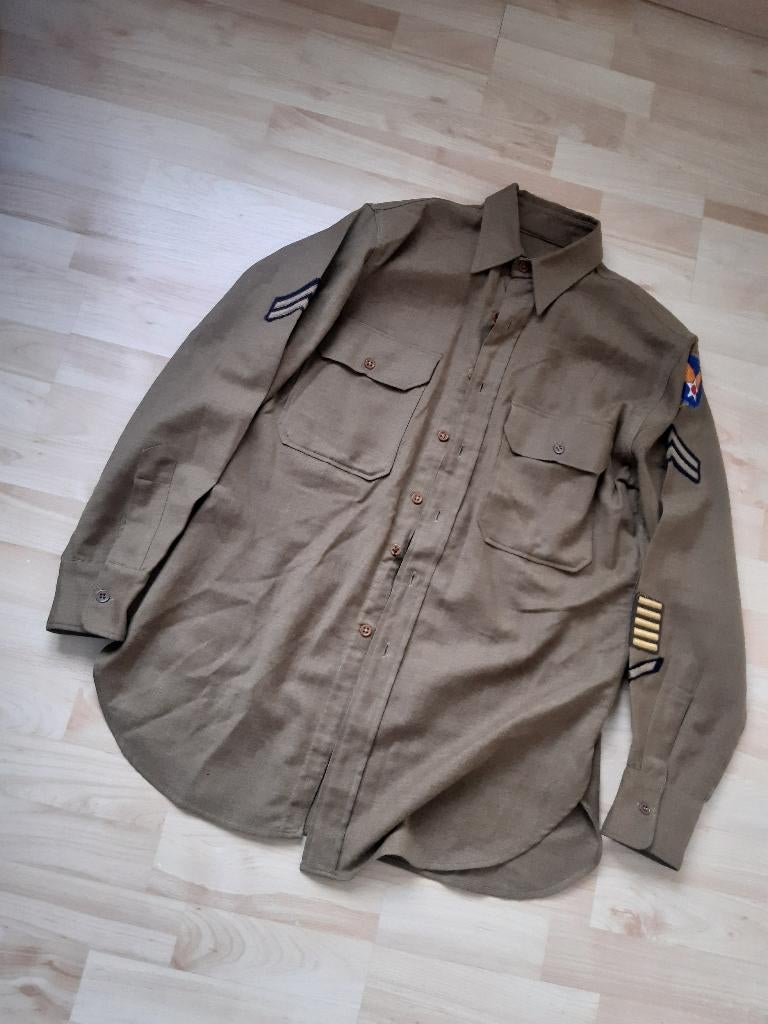 WW2 US, meerdere originele shirts, enlisted, Verzamelen, Militaria | Tweede Wereldoorlog, Ophalen of Verzenden, Landmacht, Amerika