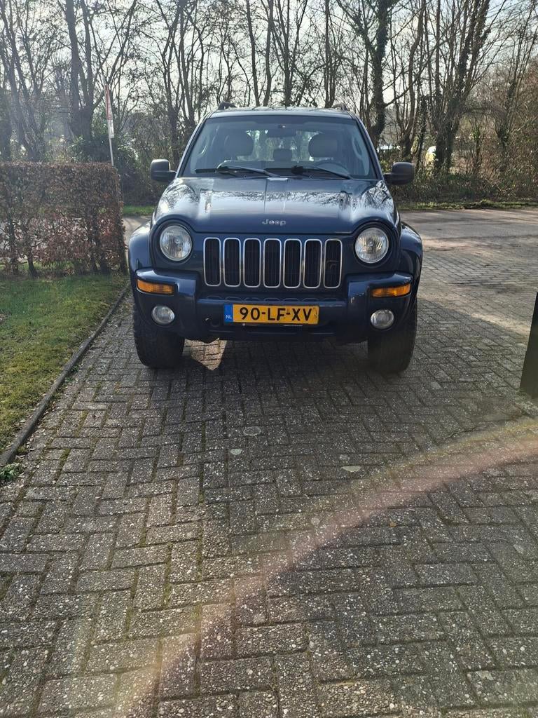 Jeep cherokee kj 3.7, Automaat, 3700 cc, Beige, Leder