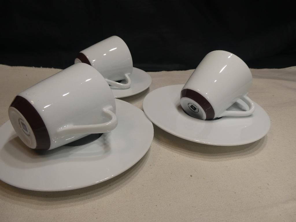 Nespresso Andrée Putman Kop en Schotel 3 x, Huis en Inrichting, Keuken | Servies, Ophalen of Verzenden, Zo goed als nieuw, Overige stijlen