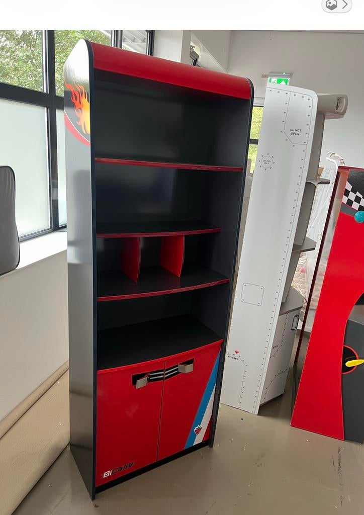 Cilek kinderkamer bureau+boekenkast, Ophalen, Zo goed als nieuw, 50 tot 70 cm, 105 cm of meer