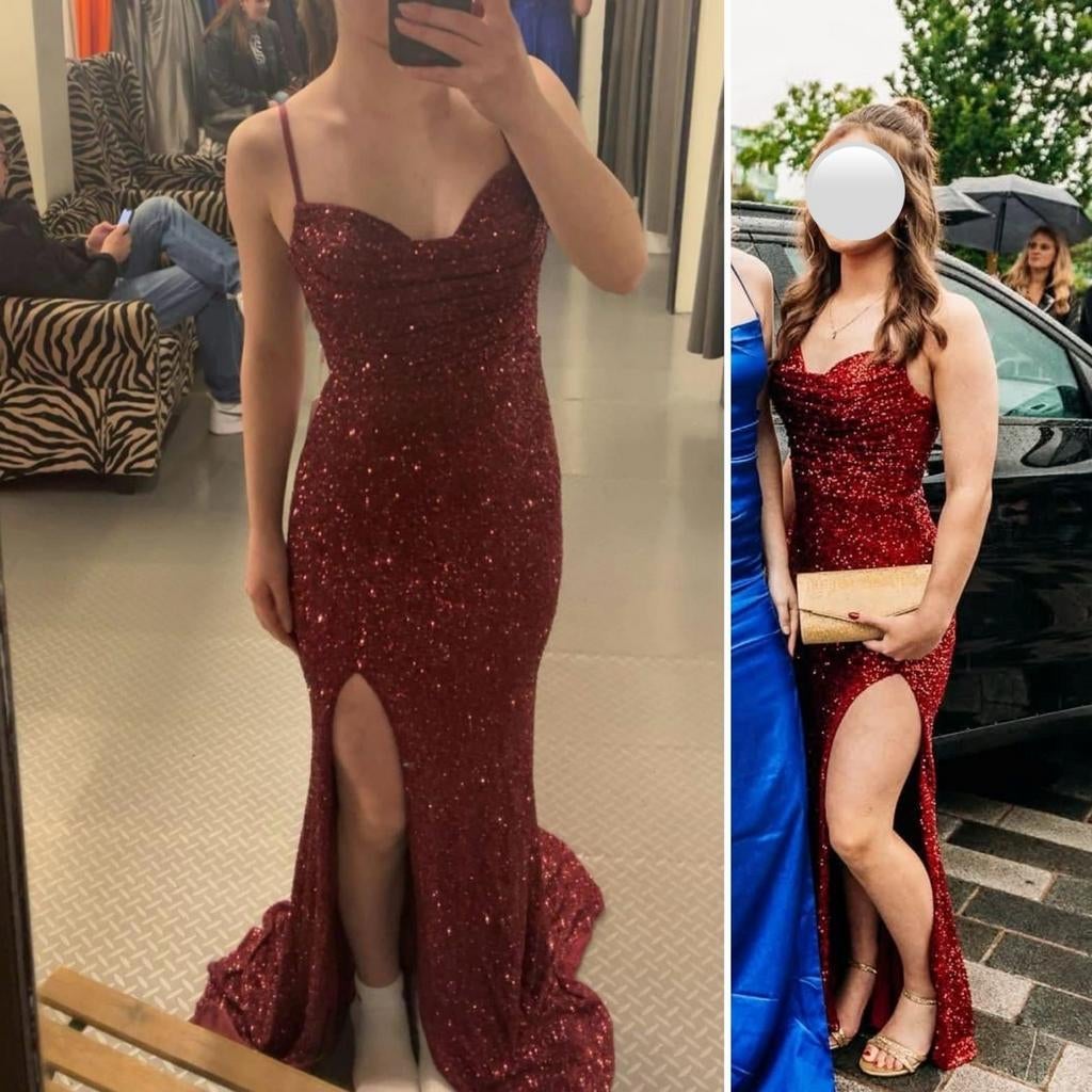 Mooie rode galajurk met split, Kleding | Dames, Ophalen of Verzenden, Zo goed als nieuw, Rood, Galajurk