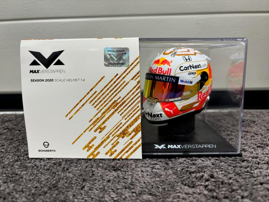 Max verstappen helm 1:2 seizoen 2020, Verzamelen, Ophalen of Verzenden, Zo goed als nieuw, Formule 1