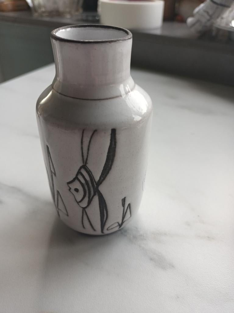 Vintage vaasje met vissen decoratie, Antiek en Kunst, Antiek | Vazen, Ophalen of Verzenden