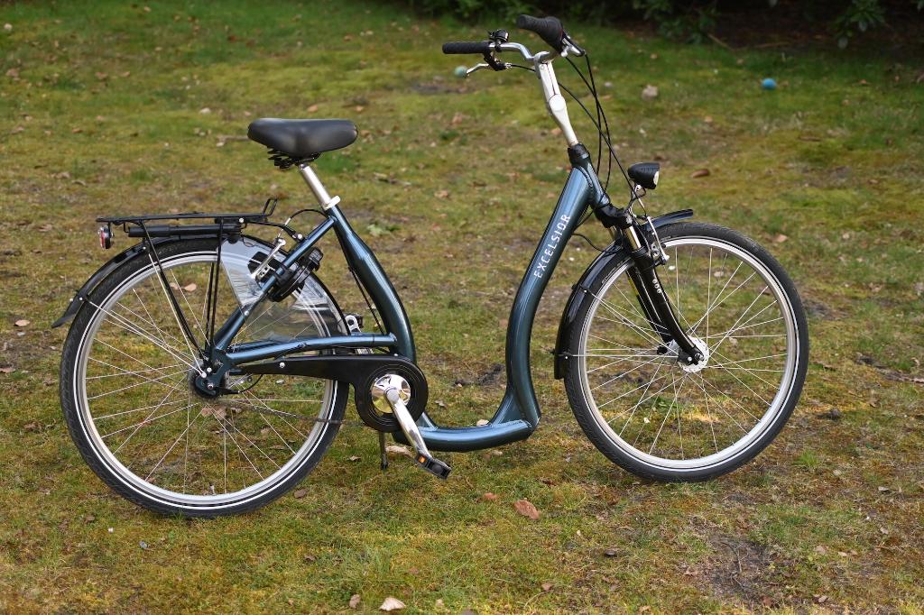 excelsior lage instapfiets dames 7 versnellingen, Fietsen en Brommers, Fietsen | Dames | Damesfietsen, Versnellingen, Zo goed als nieuw
