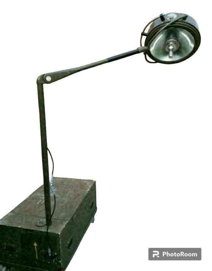 Vintage militaire / leger / army veldhospitaal operatielamp, Ophalen, Gebruikt, Nvt, Metaal