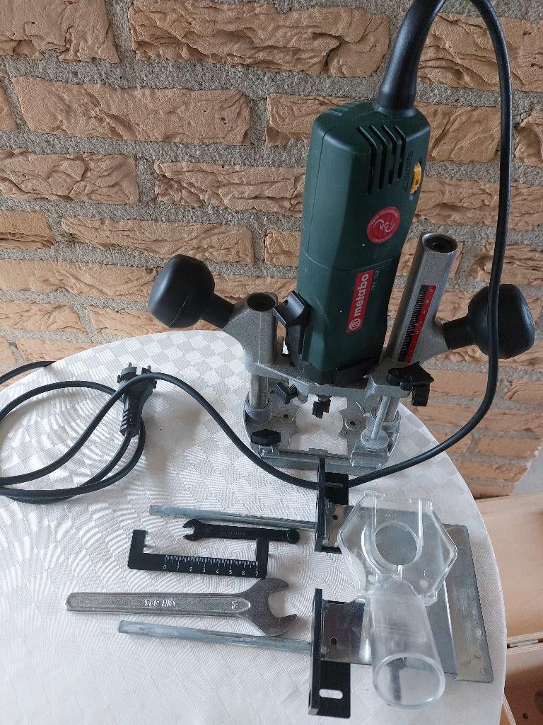 Bovenfrees Metabo OFE 738, toerental 10.000-27.000 p.min., Ophalen of Verzenden, Zo goed als nieuw, Bovenfrees, Metabo